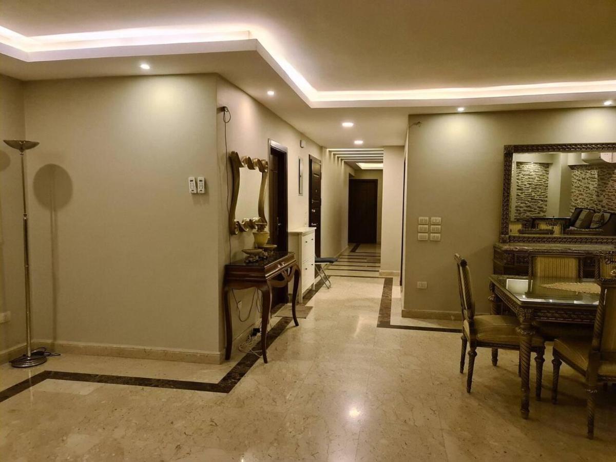 Apartment Spacious Executive Luxury With Balcony Cairo