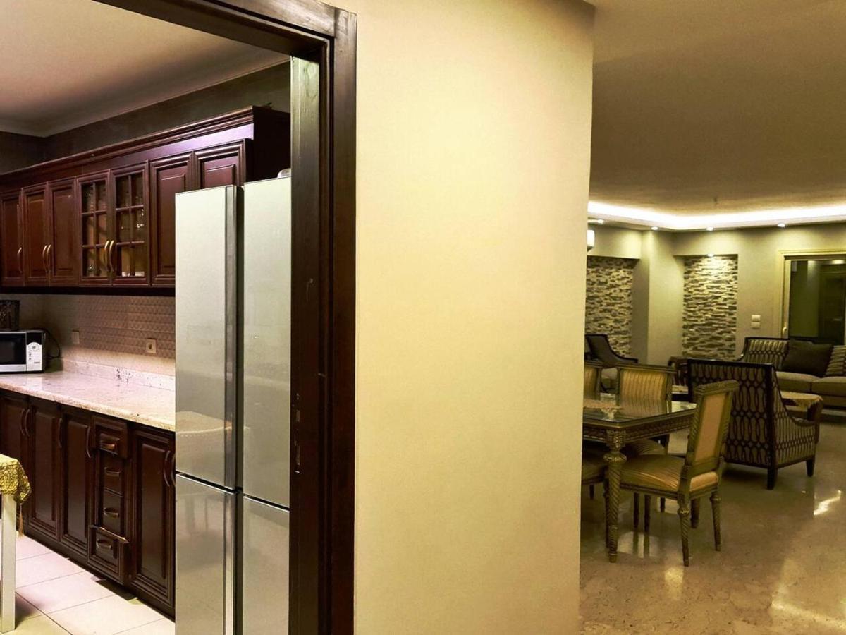 Spacious Executive Luxury With Balcony * Cairo